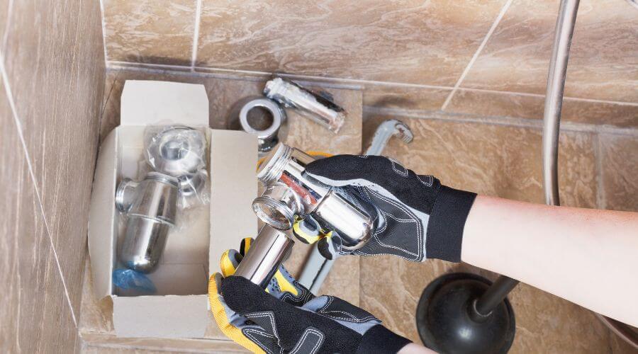 Professional gutter cleaning in Rainelle, WV